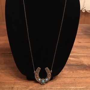 Horseshoe necklace